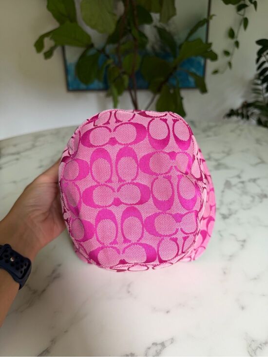 Coach Vintage Y2K Signature Jacquard Canvas Bucket Hat Magenta Hot Pink P/S main image 10